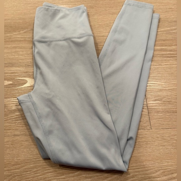 Reformation EcoMove High Waist 7/8 Leggings - Powder Blue - Picture 2 of 5